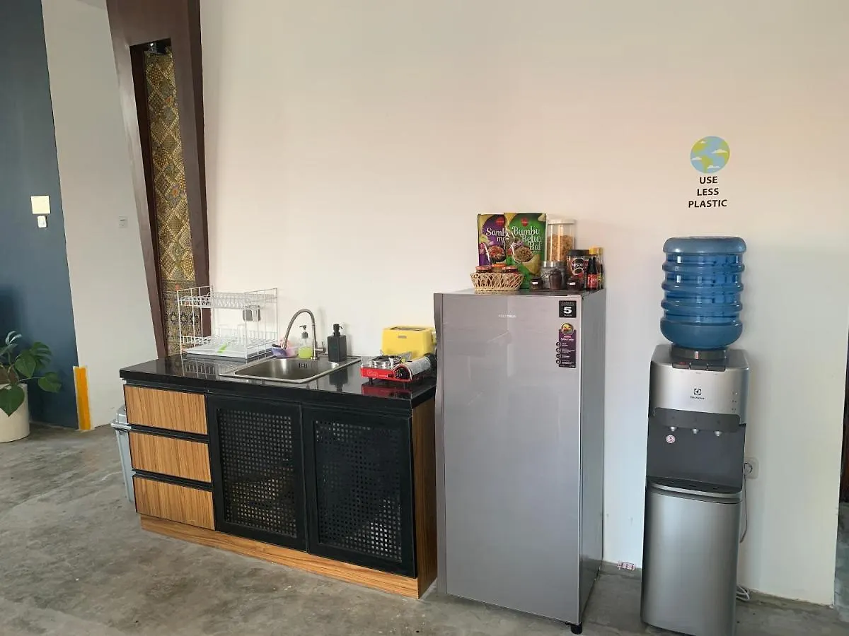 Fello B&B Hostel Legian  Indonesia