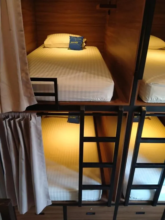 Fello B&B Hostel Legian
